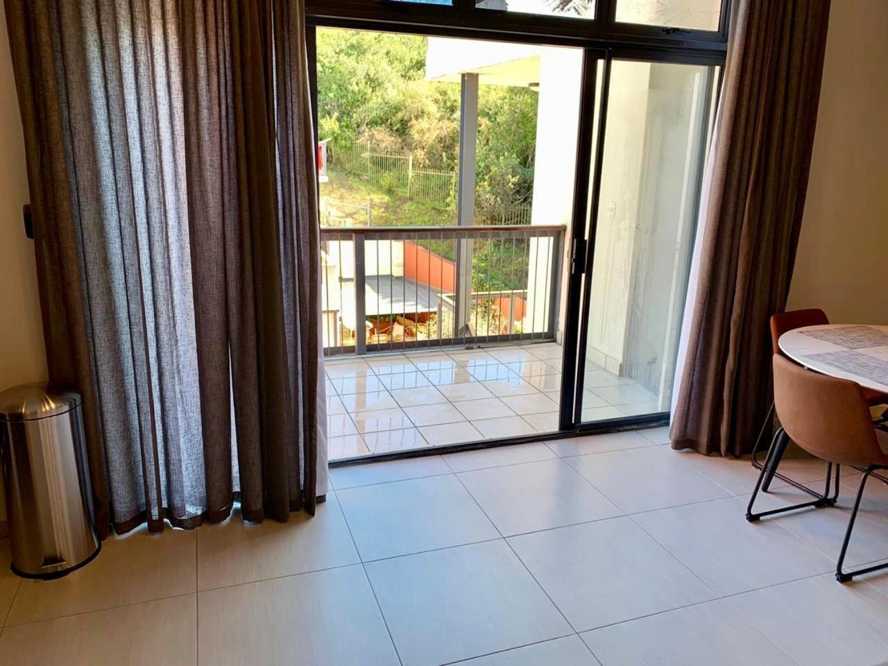 Oyster Lagoon Villa - Luxurious 2 Bed Apartment In Knysna Eksteriør bilde