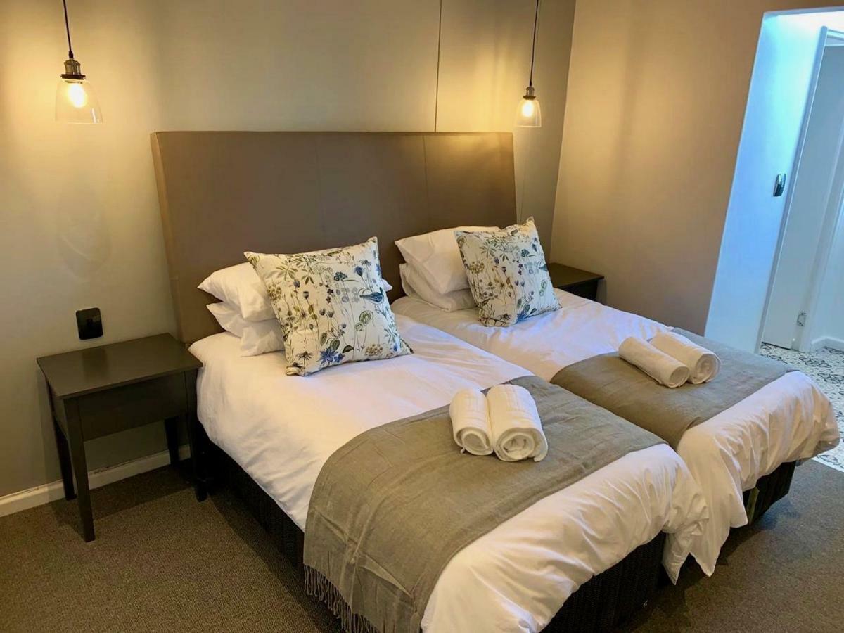 Oyster Lagoon Villa - Luxurious 2 Bed Apartment In Knysna Eksteriør bilde