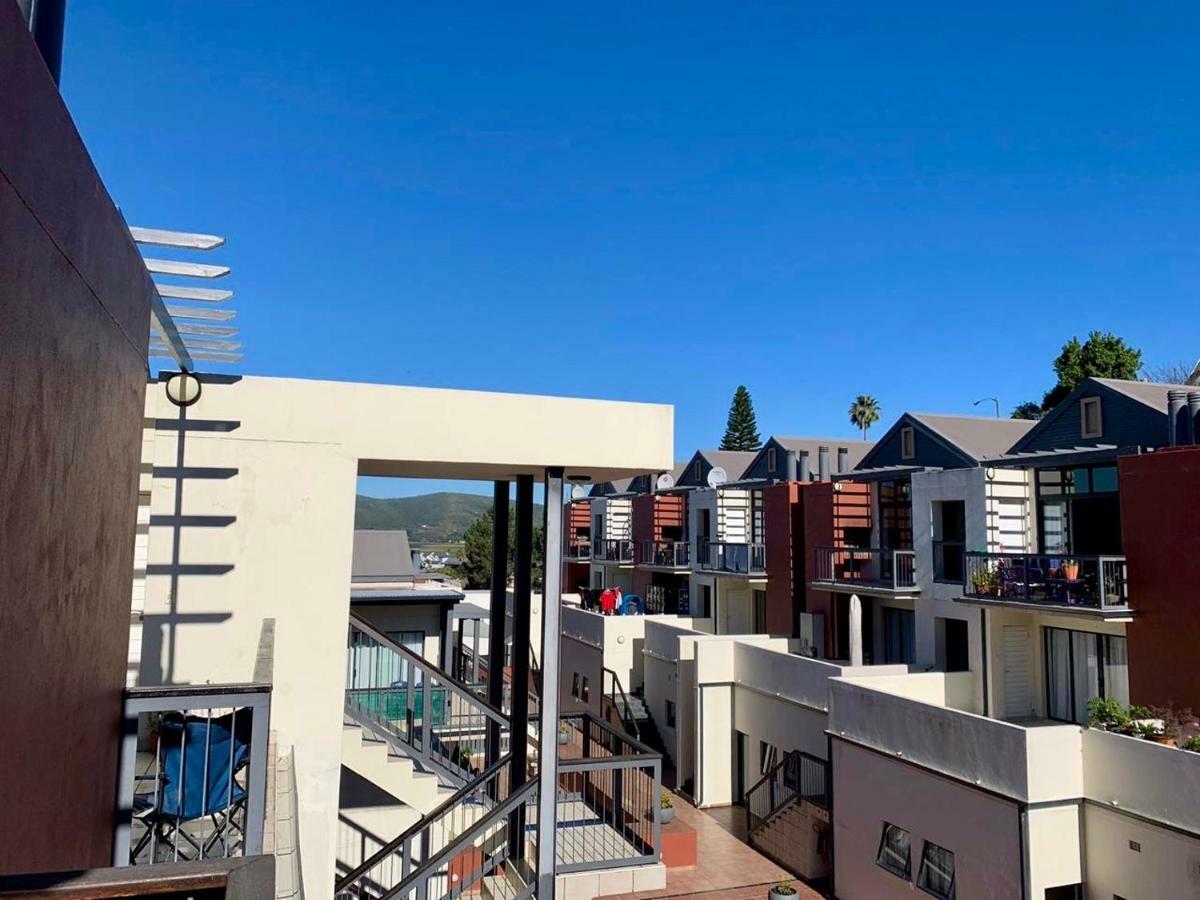 Oyster Lagoon Villa - Luxurious 2 Bed Apartment In Knysna Eksteriør bilde